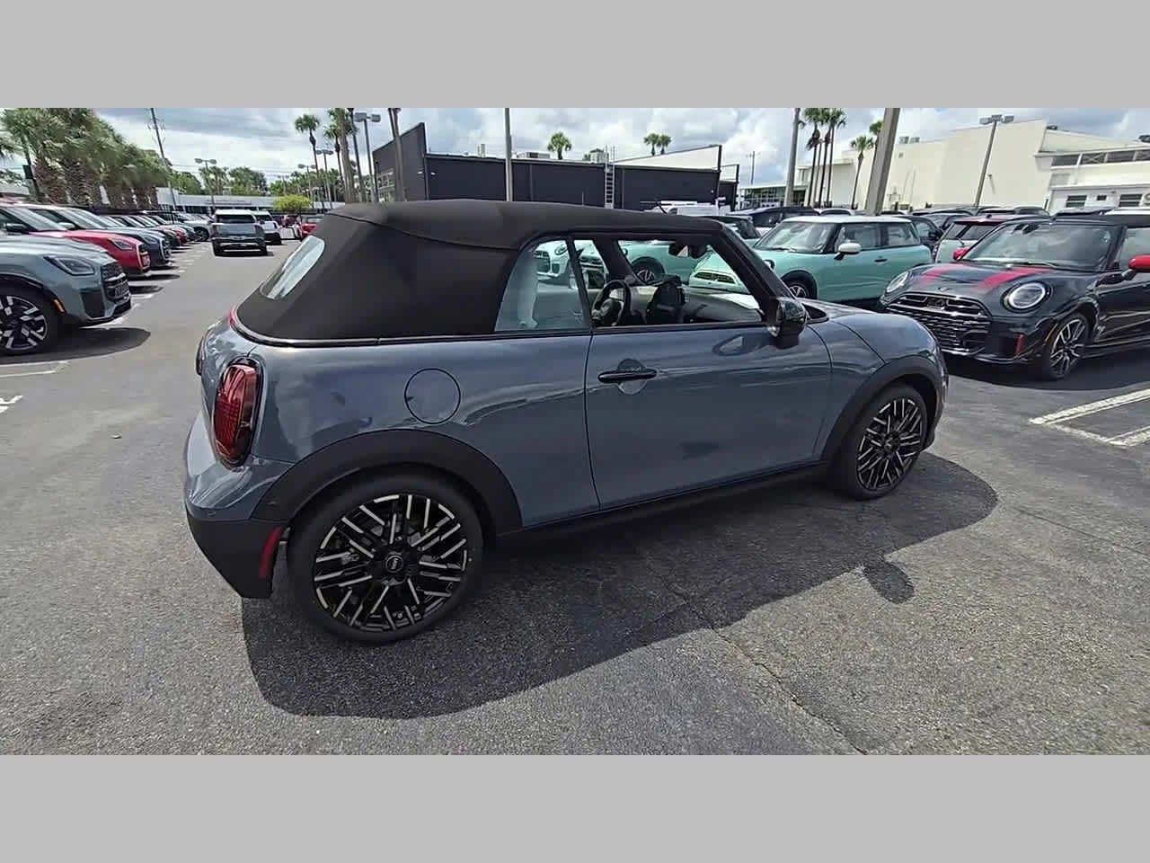 2026 MINI CONVERTIBLE SIGNATURE PLUS