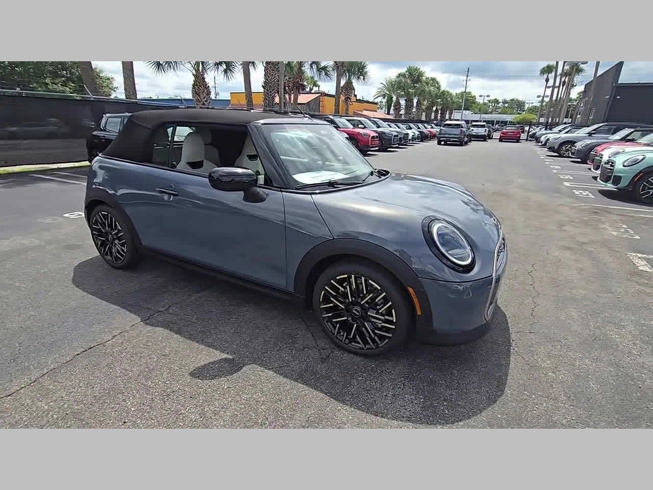 2026 MINI CONVERTIBLE SIGNATURE PLUS