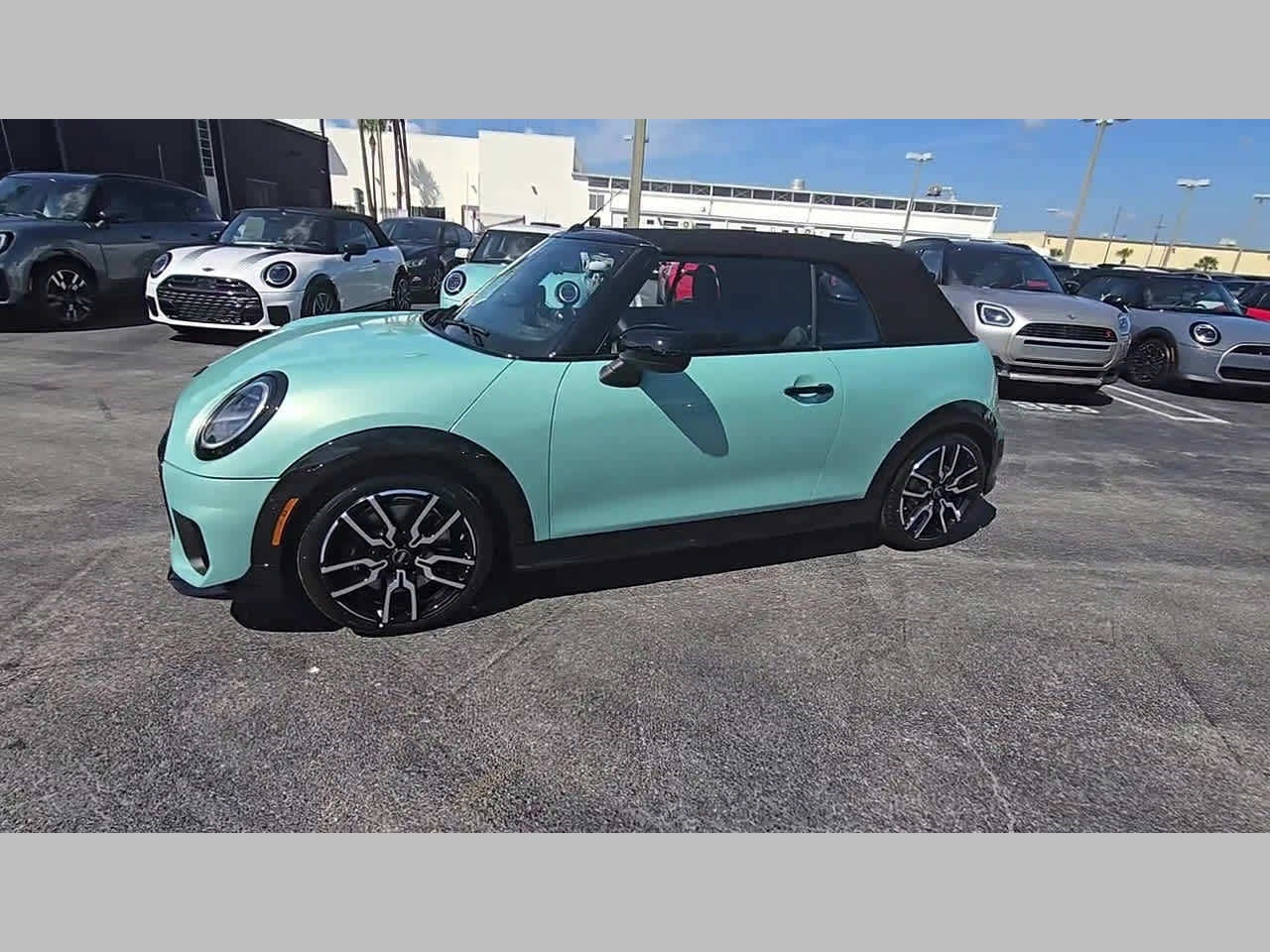 2026 MINI CONVERTIBLE ICONIC