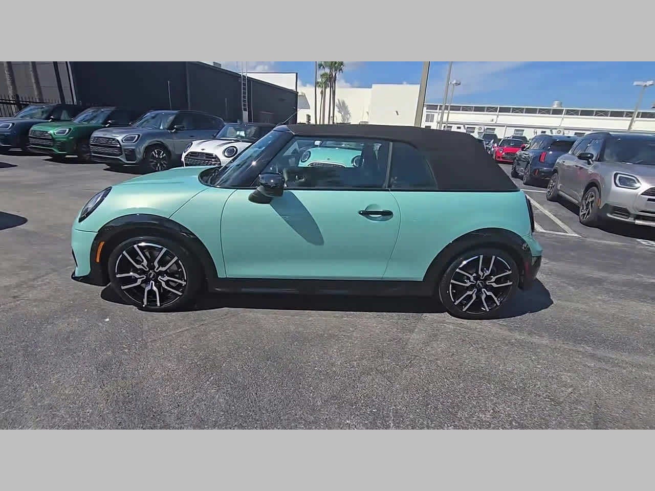 2026 MINI CONVERTIBLE ICONIC