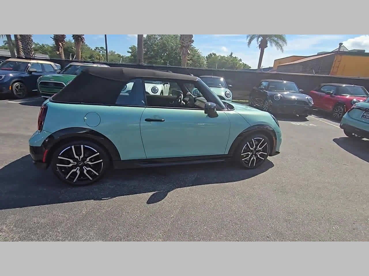 2026 MINI CONVERTIBLE ICONIC