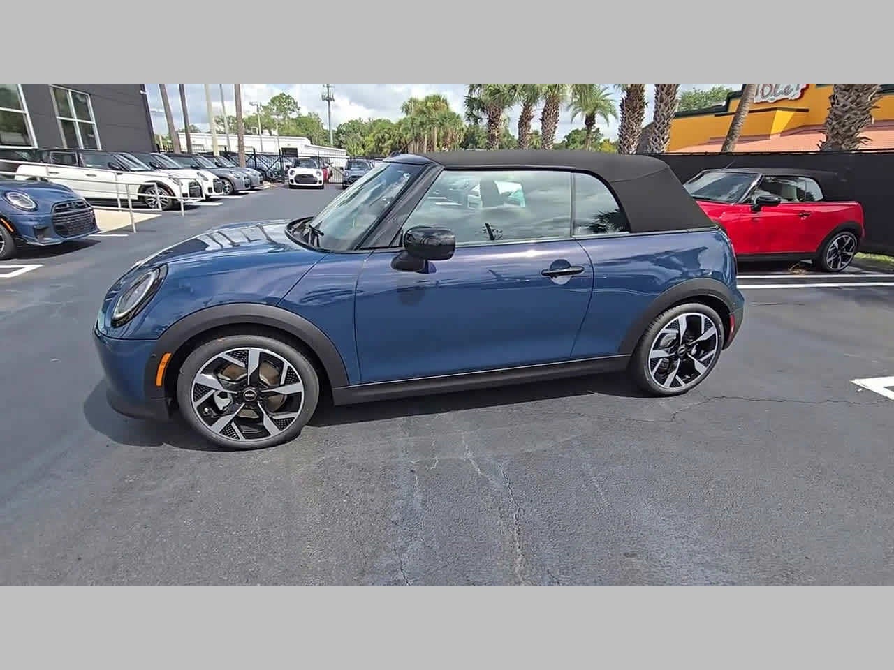 2026 MINI CONVERTIBLE SIGNATURE PLUS