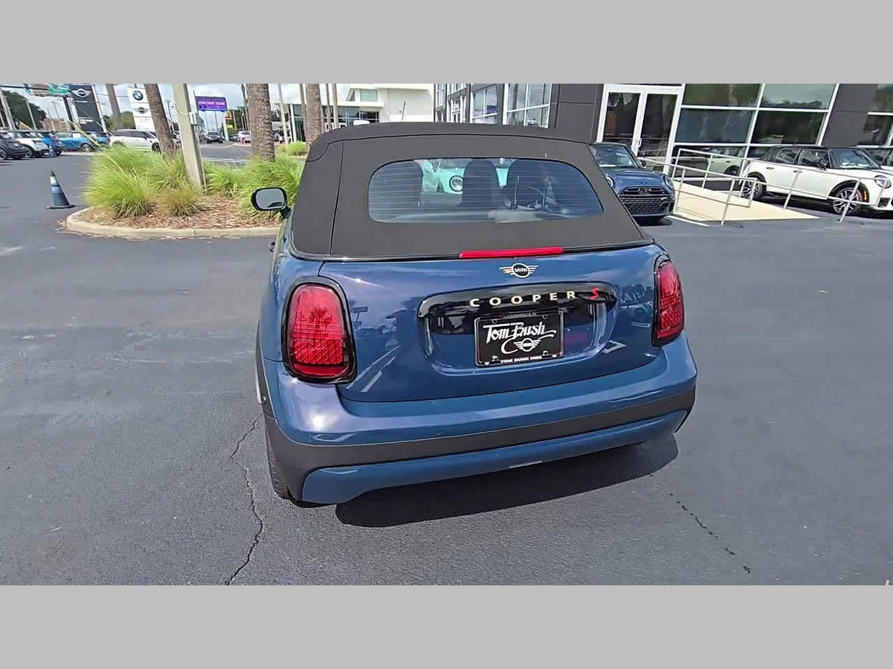 2026 MINI CONVERTIBLE SIGNATURE PLUS