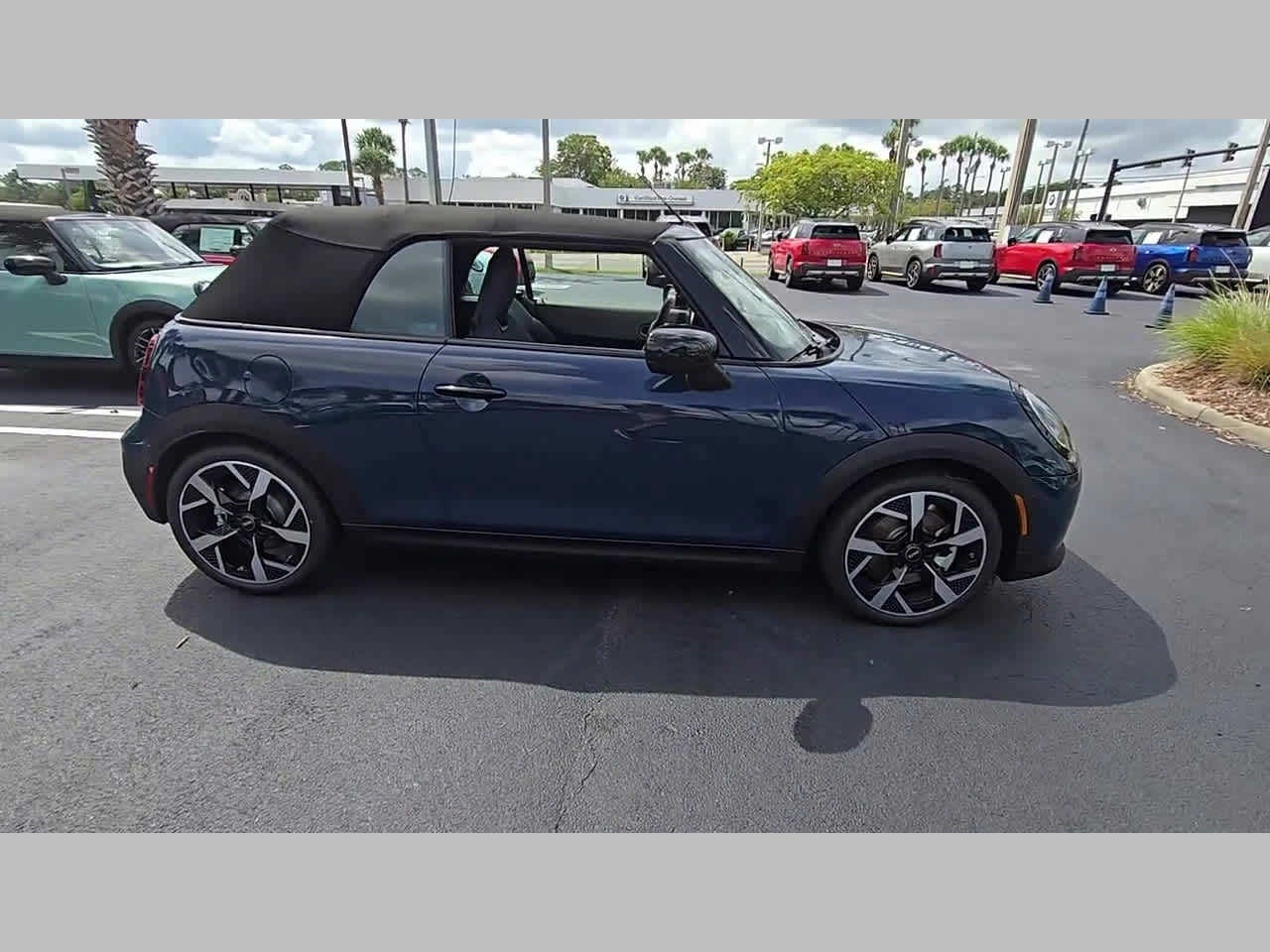 2026 MINI CONVERTIBLE SIGNATURE PLUS