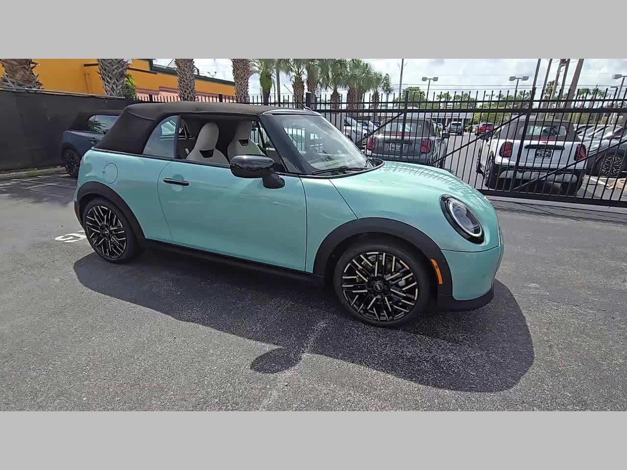 2026 MINI CONVERTIBLE ICONIC