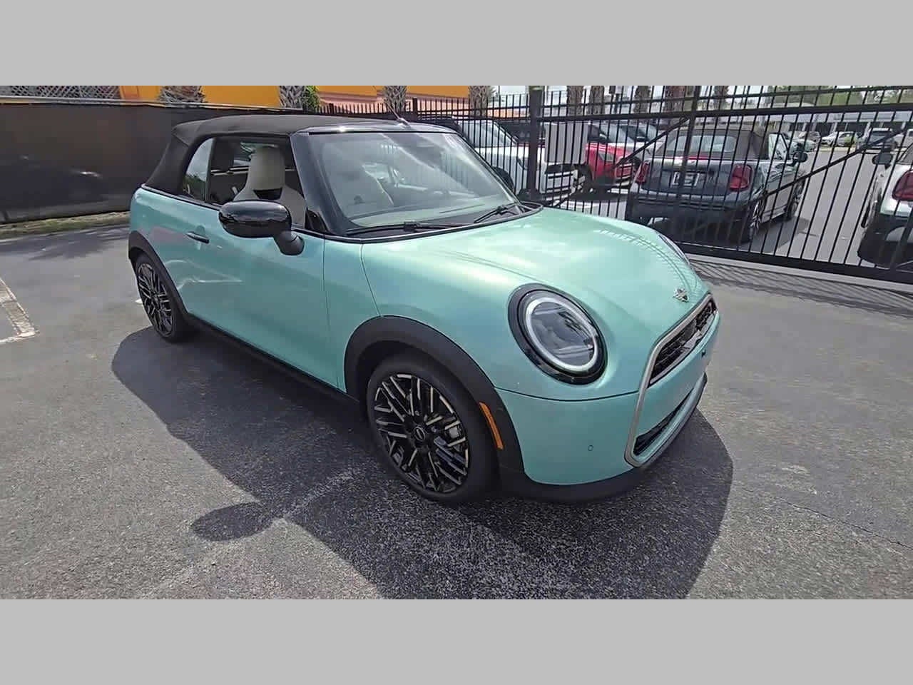 2026 MINI CONVERTIBLE ICONIC