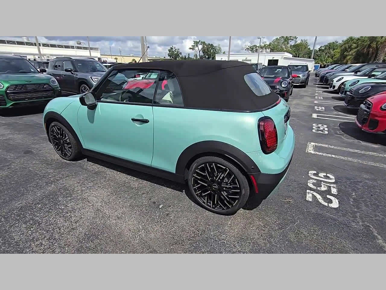 2026 MINI CONVERTIBLE ICONIC