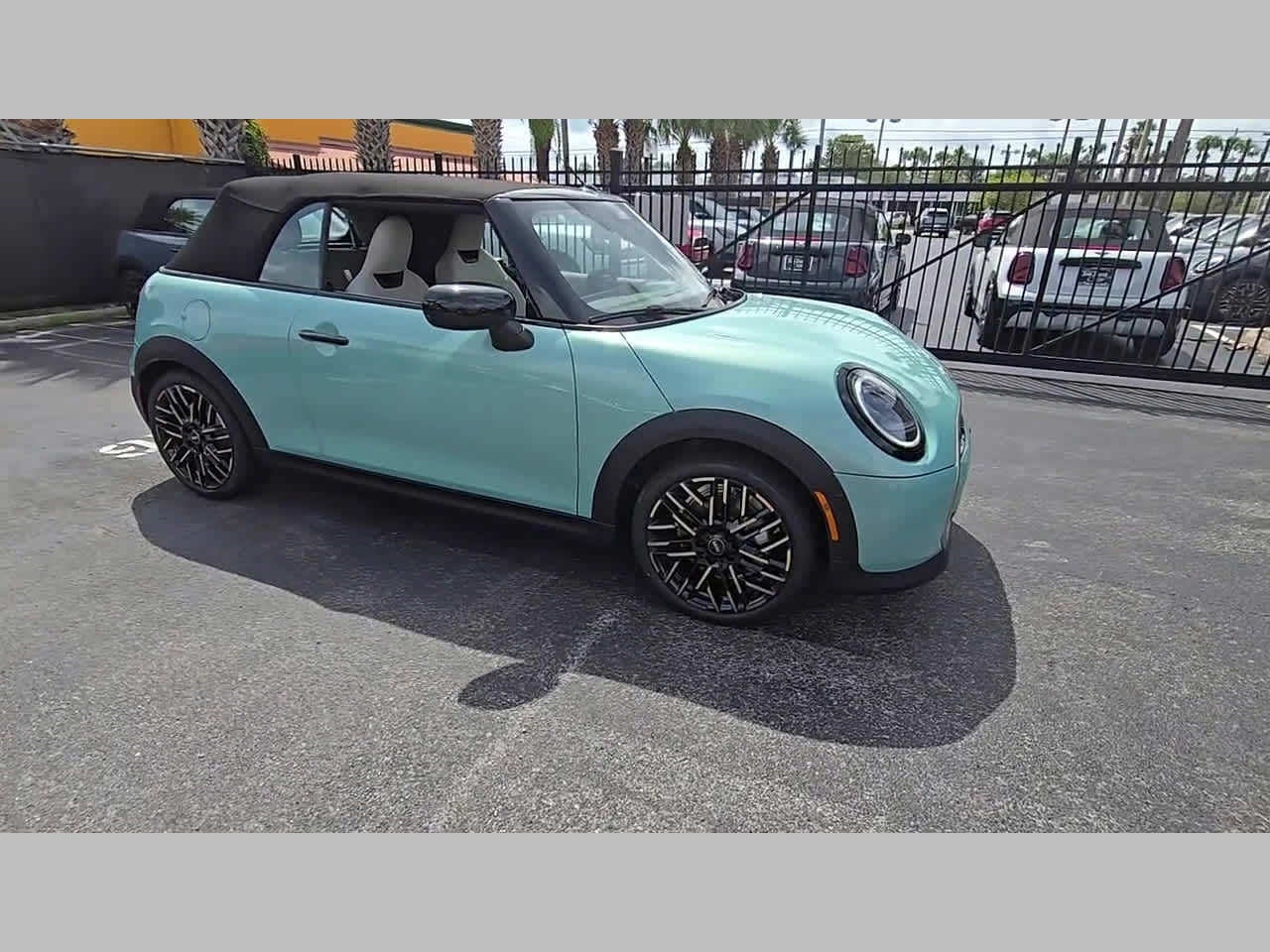 2026 MINI CONVERTIBLE ICONIC