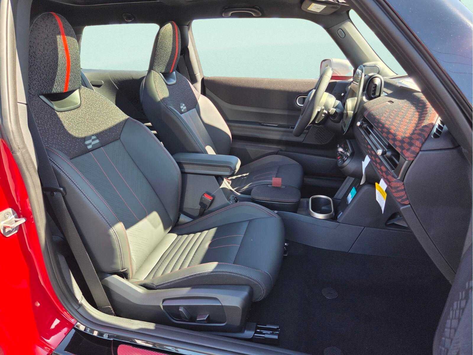 2026 MINI 2 DOOR ICONIC