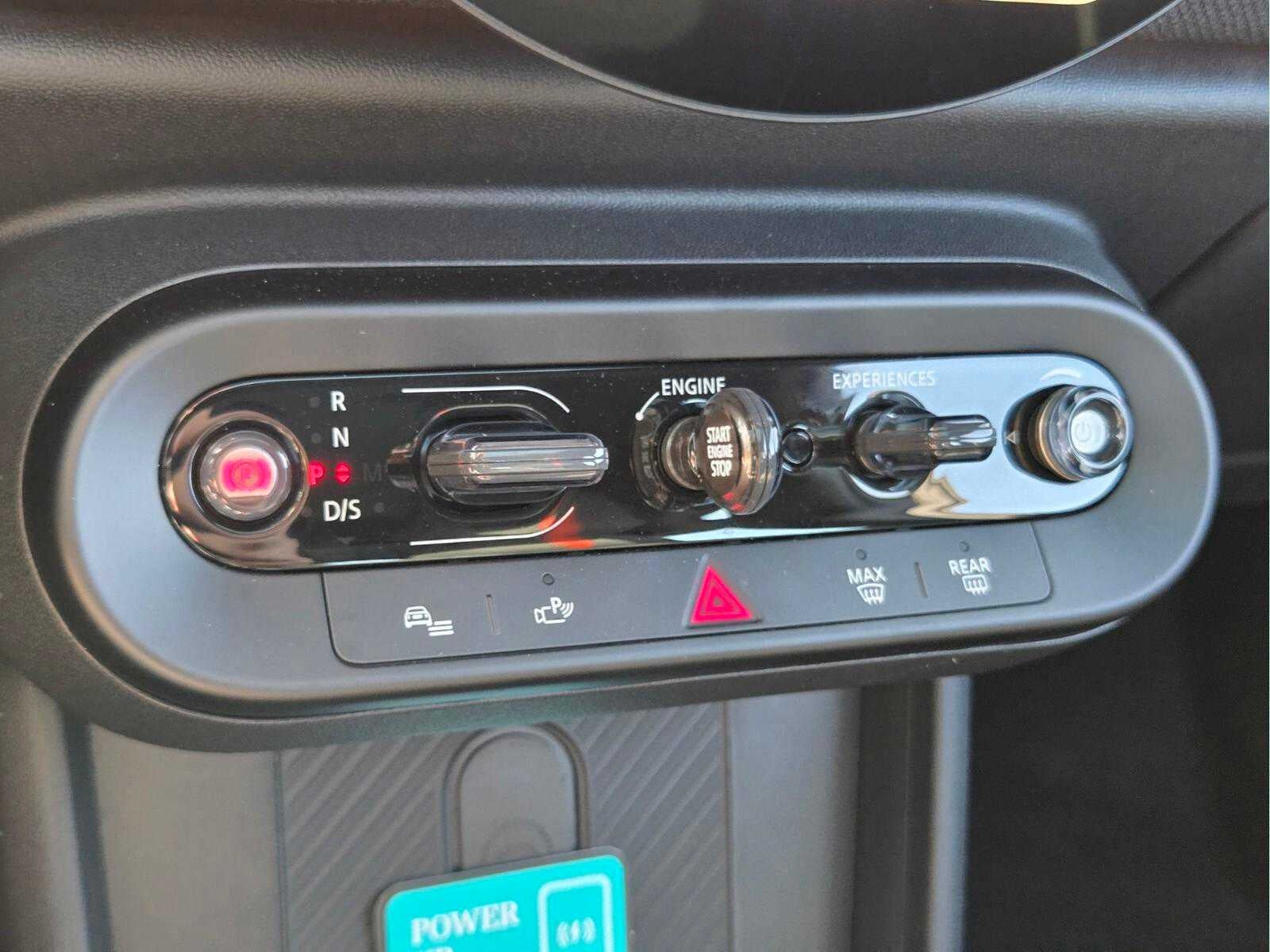 2026 MINI 2 DOOR ICONIC