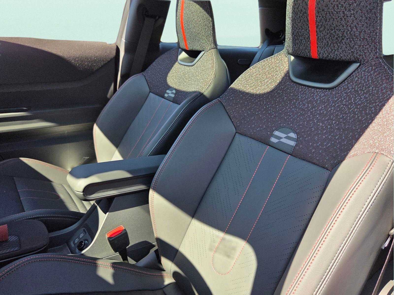 2026 MINI 2 DOOR ICONIC