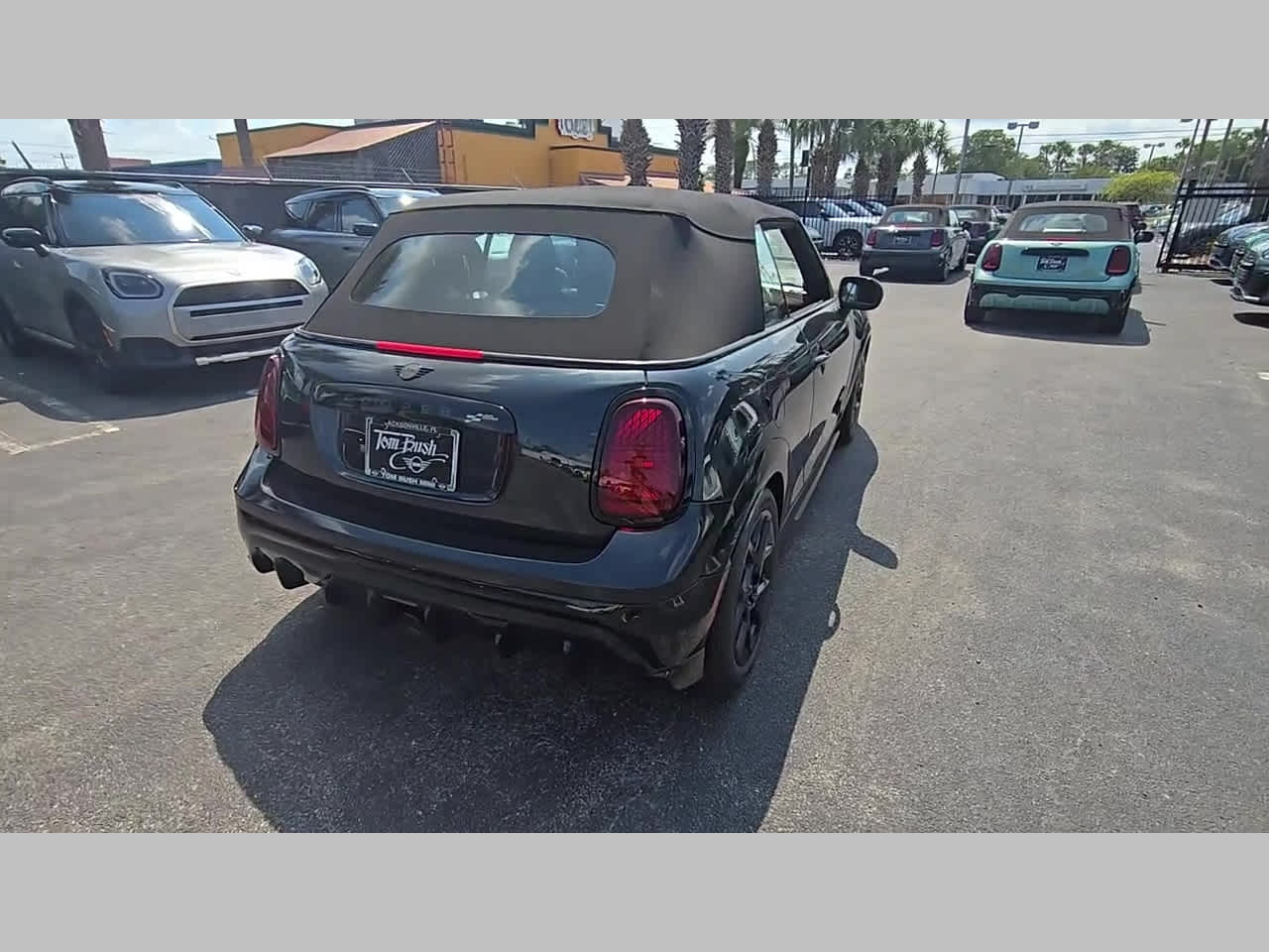 2026 MINI CONVERTIBLE ICONIC