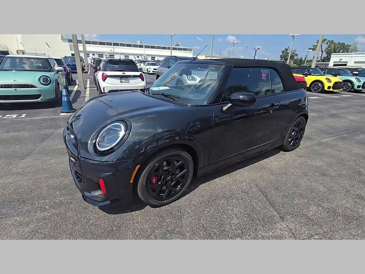 2026 MINI CONVERTIBLE ICONIC