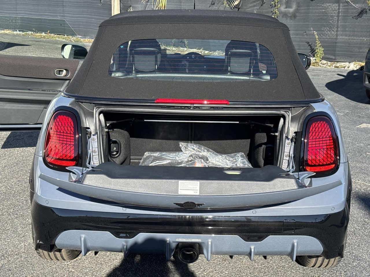 2026 MINI CONVERTIBLE ICONIC