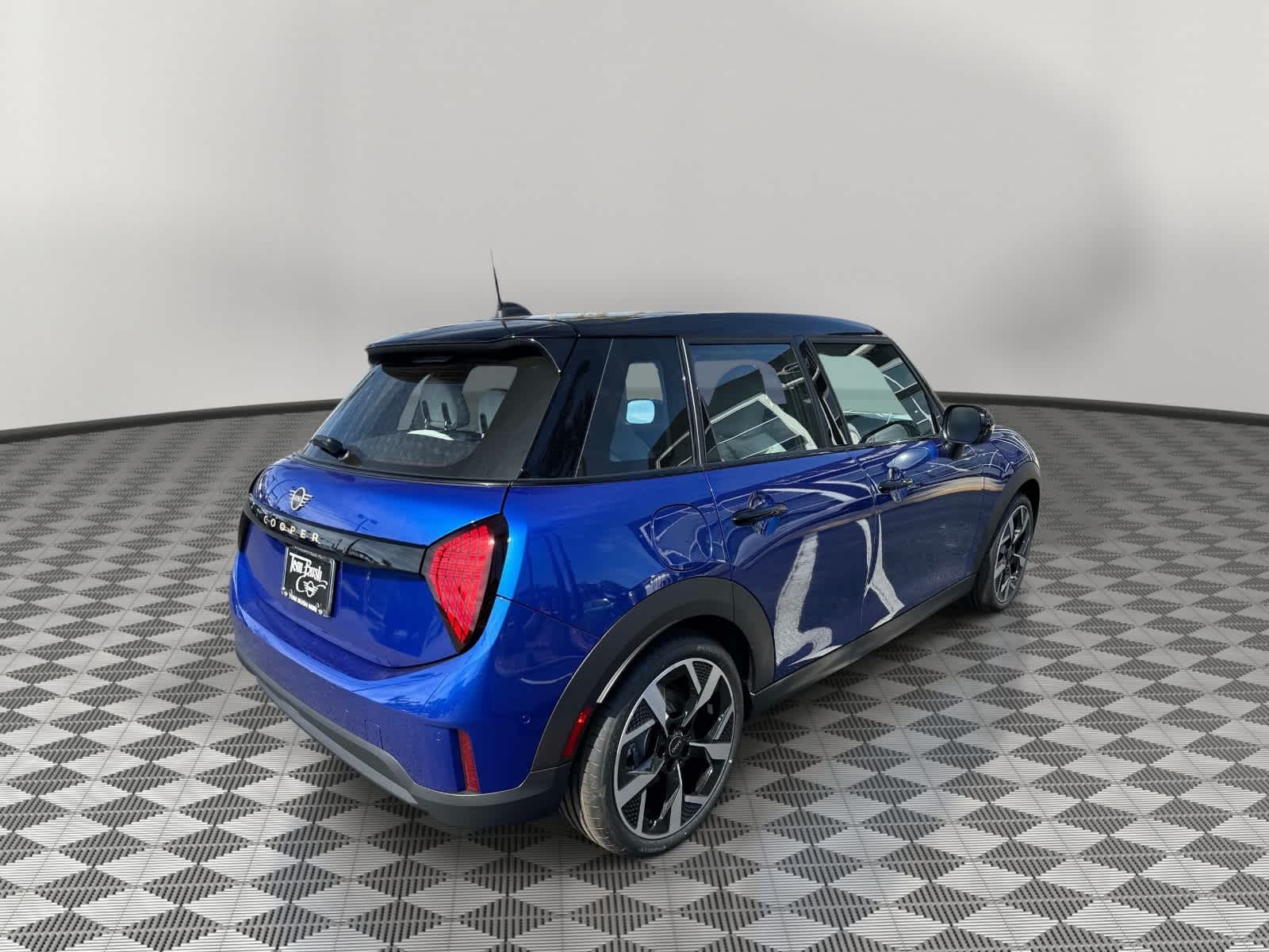2026 MINI 4 DOOR OXFORD EDITION