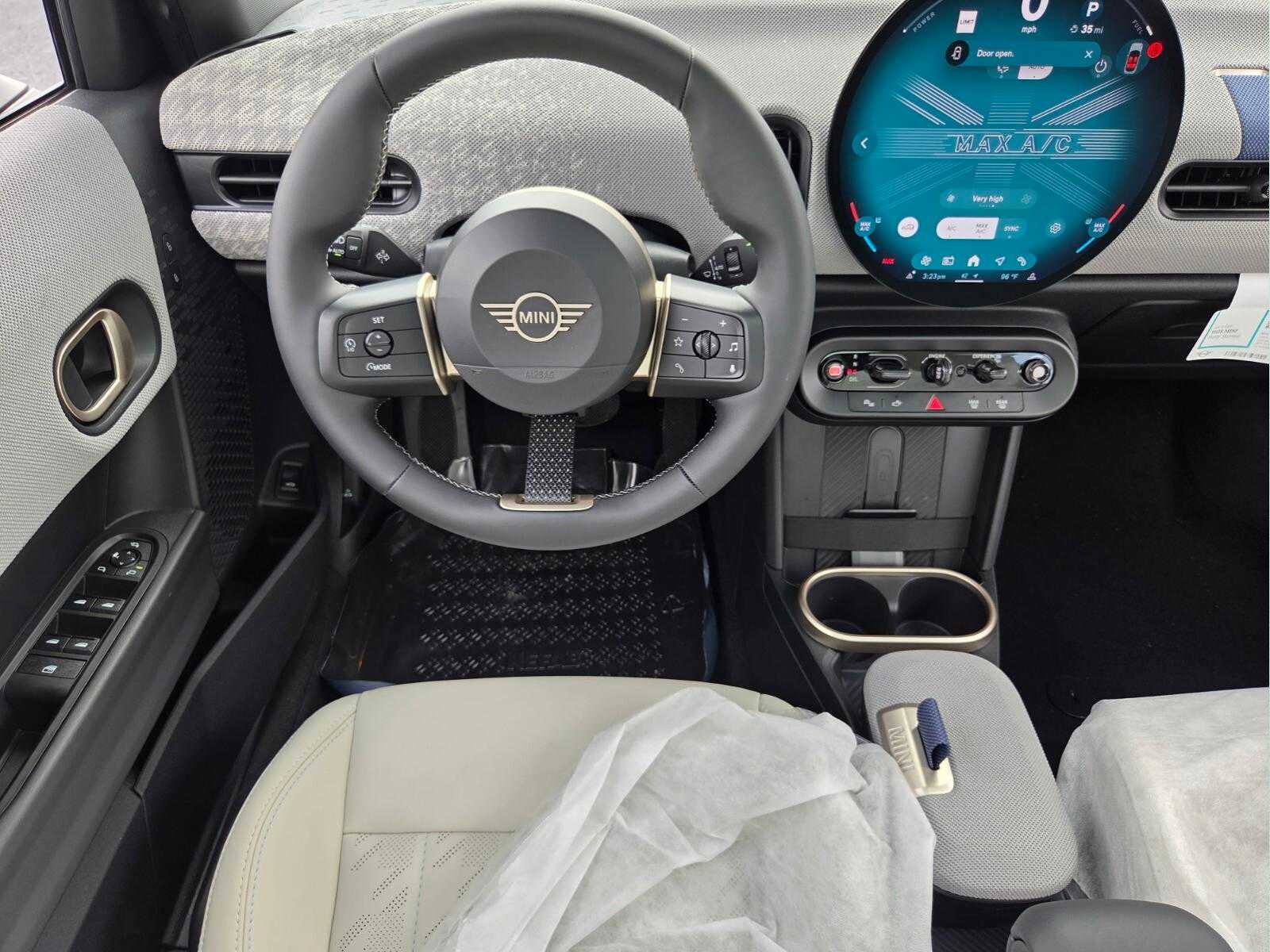2026 MINI 4 DOOR SIGNATURE PLUS