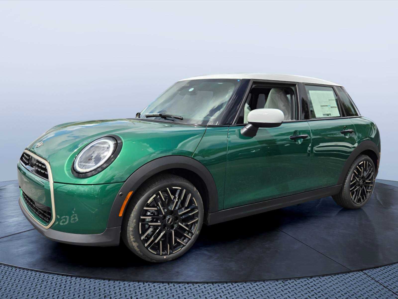 2026 MINI 4 DOOR SIGNATURE PLUS