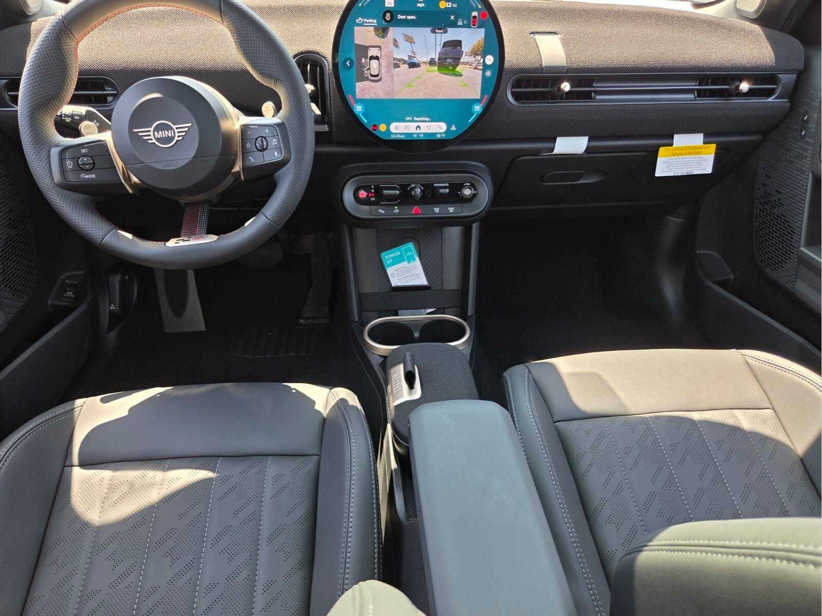 2026 MINI 4 DOOR ICONIC