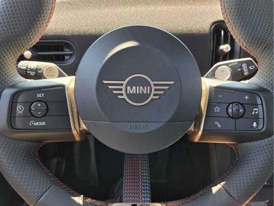 2026 MINI 4 DOOR ICONIC