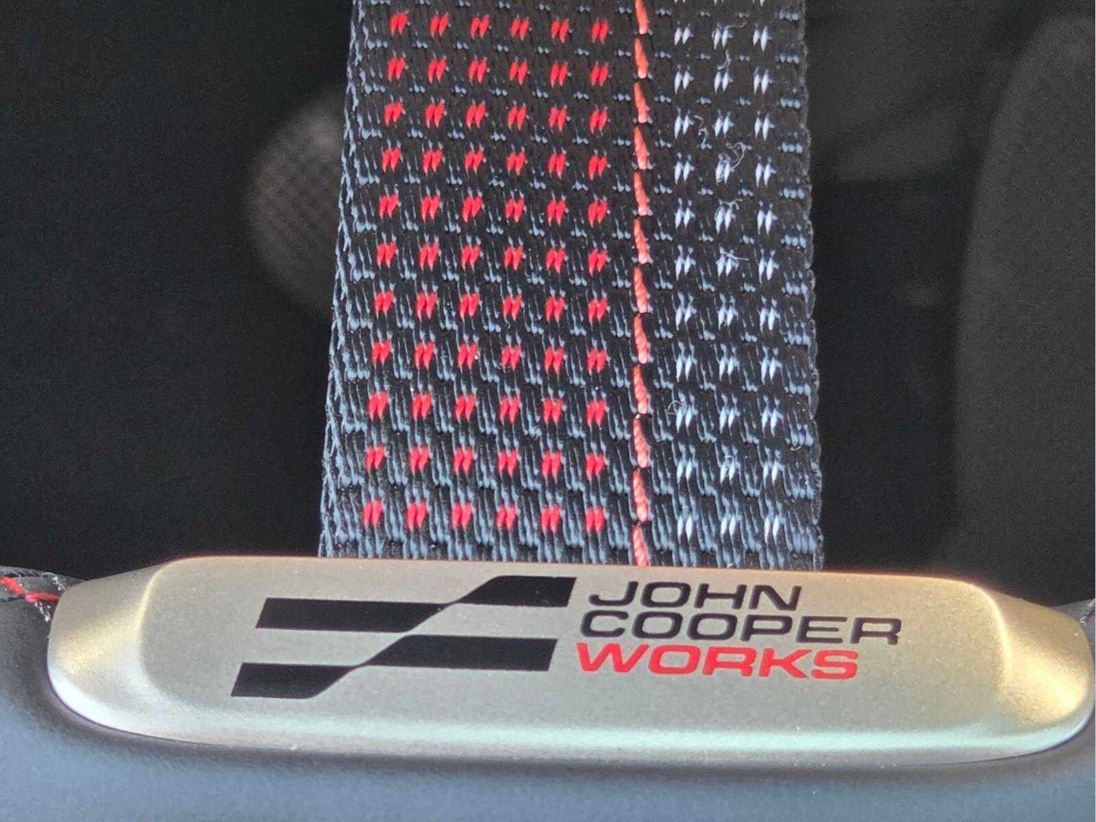 2026 MINI 4 DOOR ICONIC