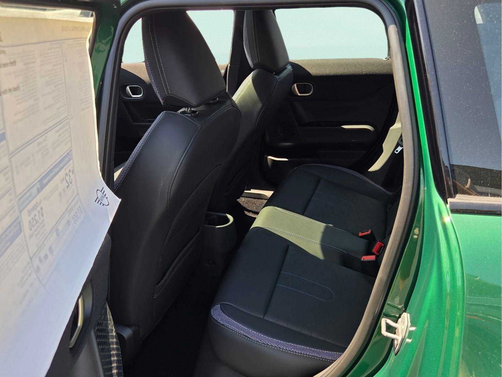 2026 MINI 4 DOOR SIGNATURE PLUS