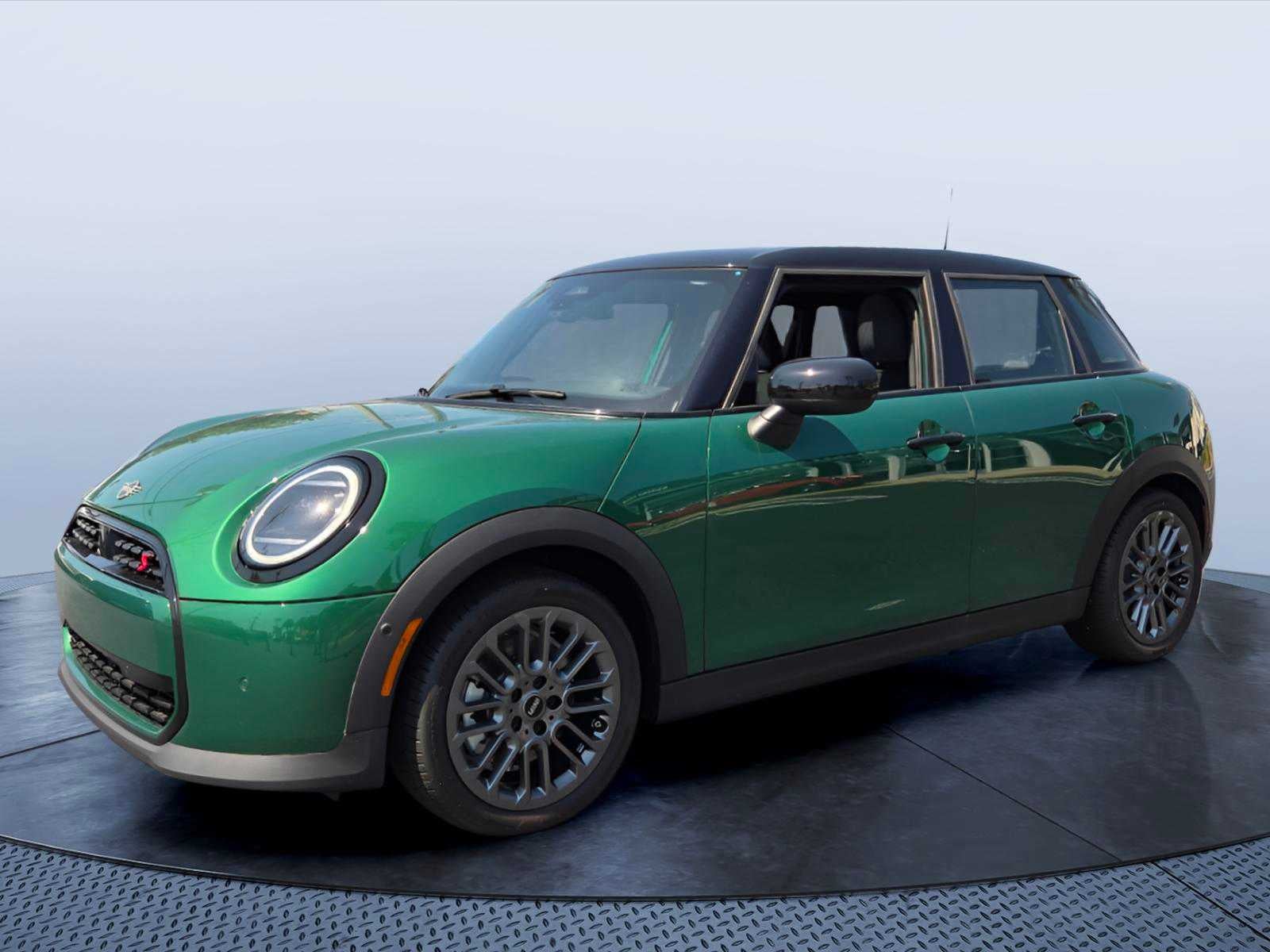 2026 MINI 4 DOOR SIGNATURE PLUS