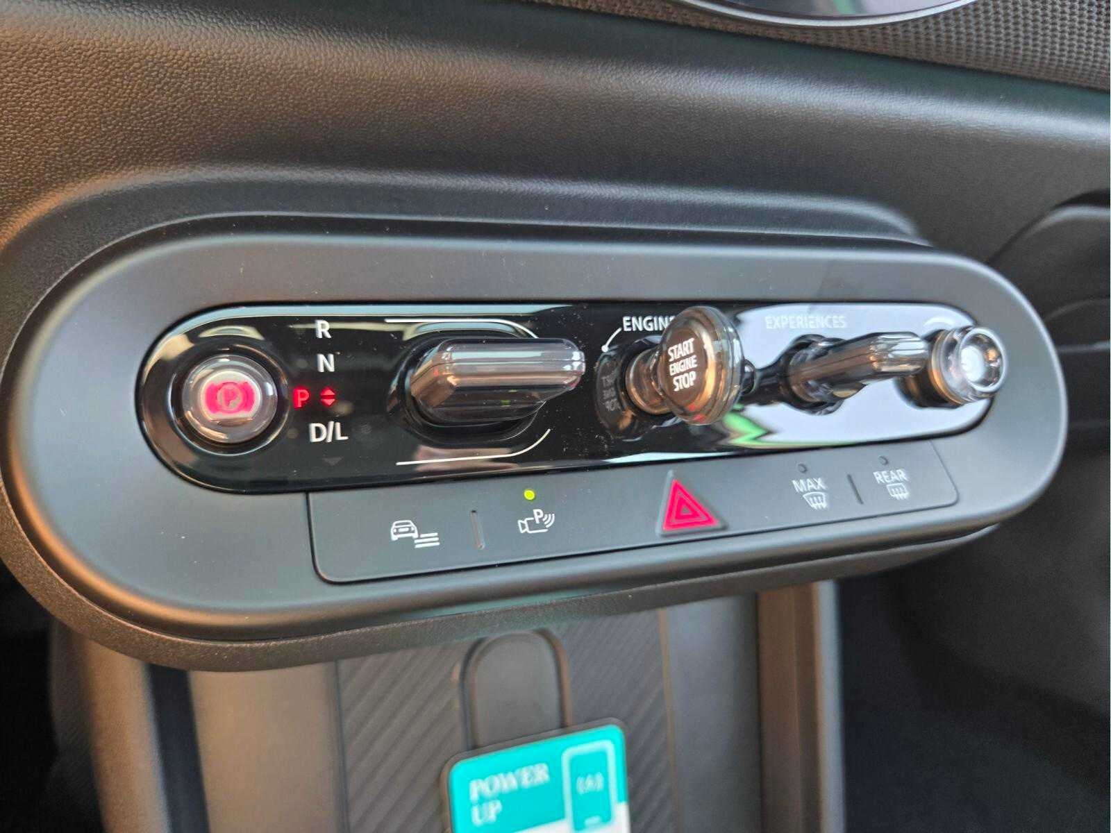 2026 MINI 4 DOOR SIGNATURE PLUS