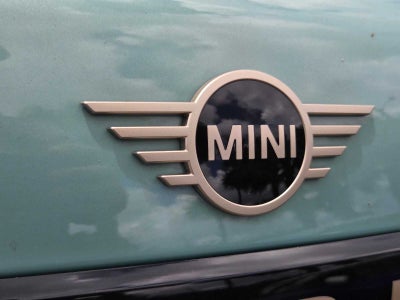 2026 MINI 4 DOOR ICONIC