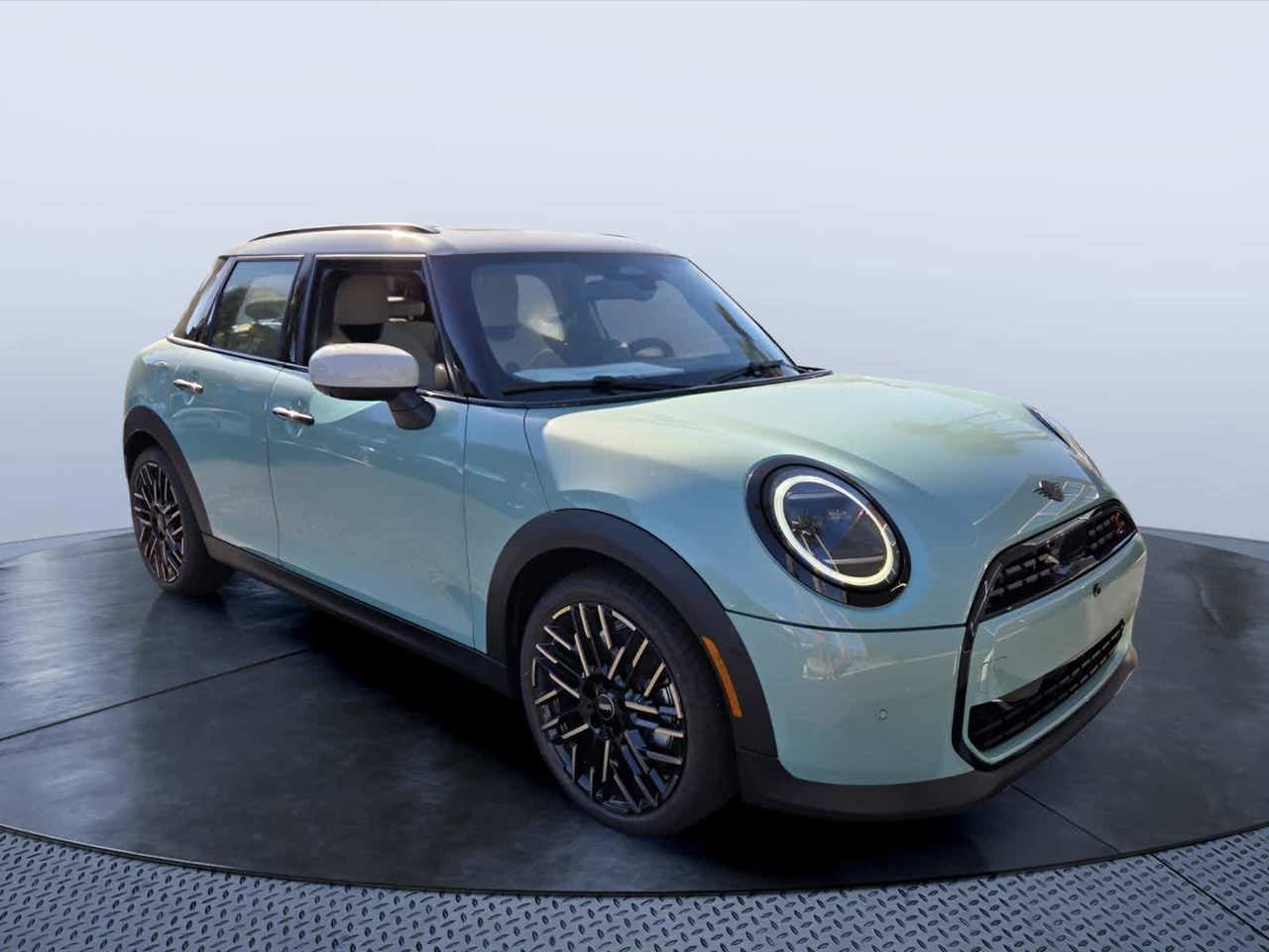 2027 MINI 4 DOOR ICONIC