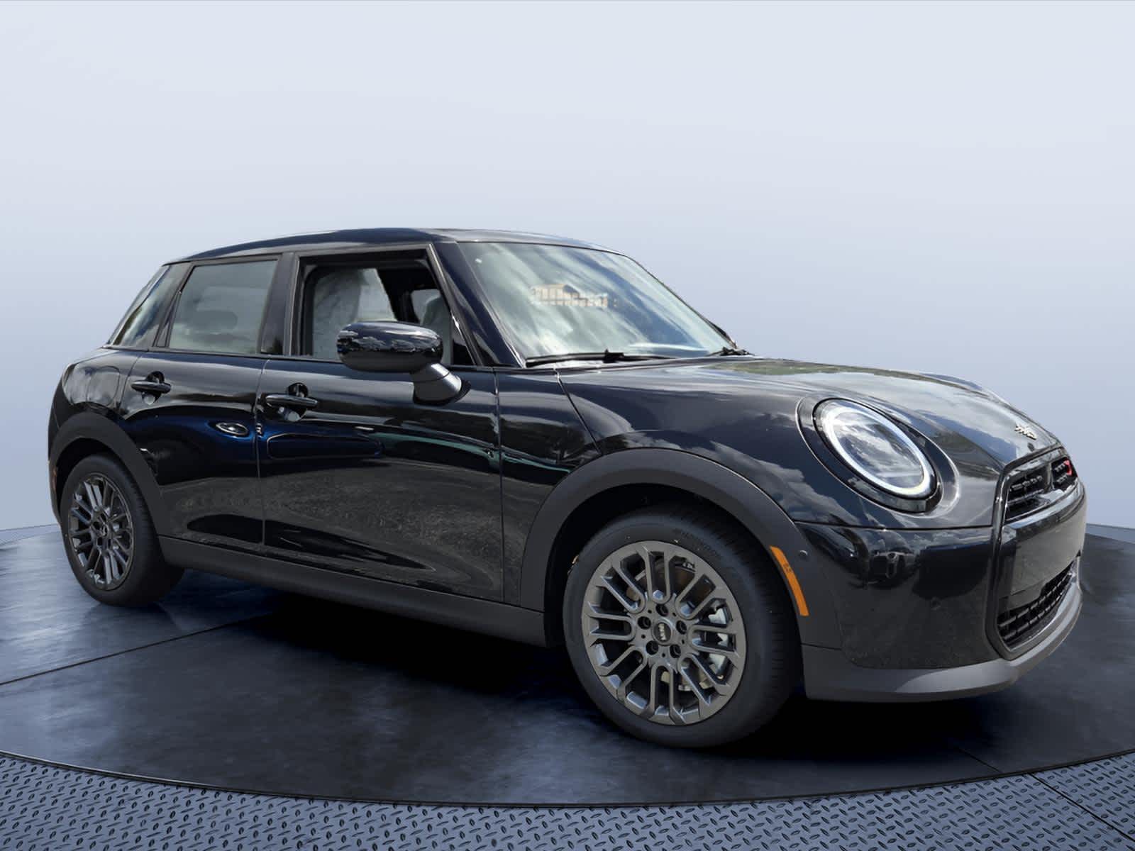 2026 MINI 4 DOOR SIGNATURE PLUS