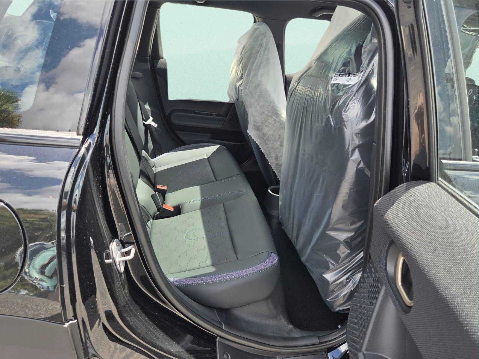2026 MINI 4 DOOR SIGNATURE PLUS