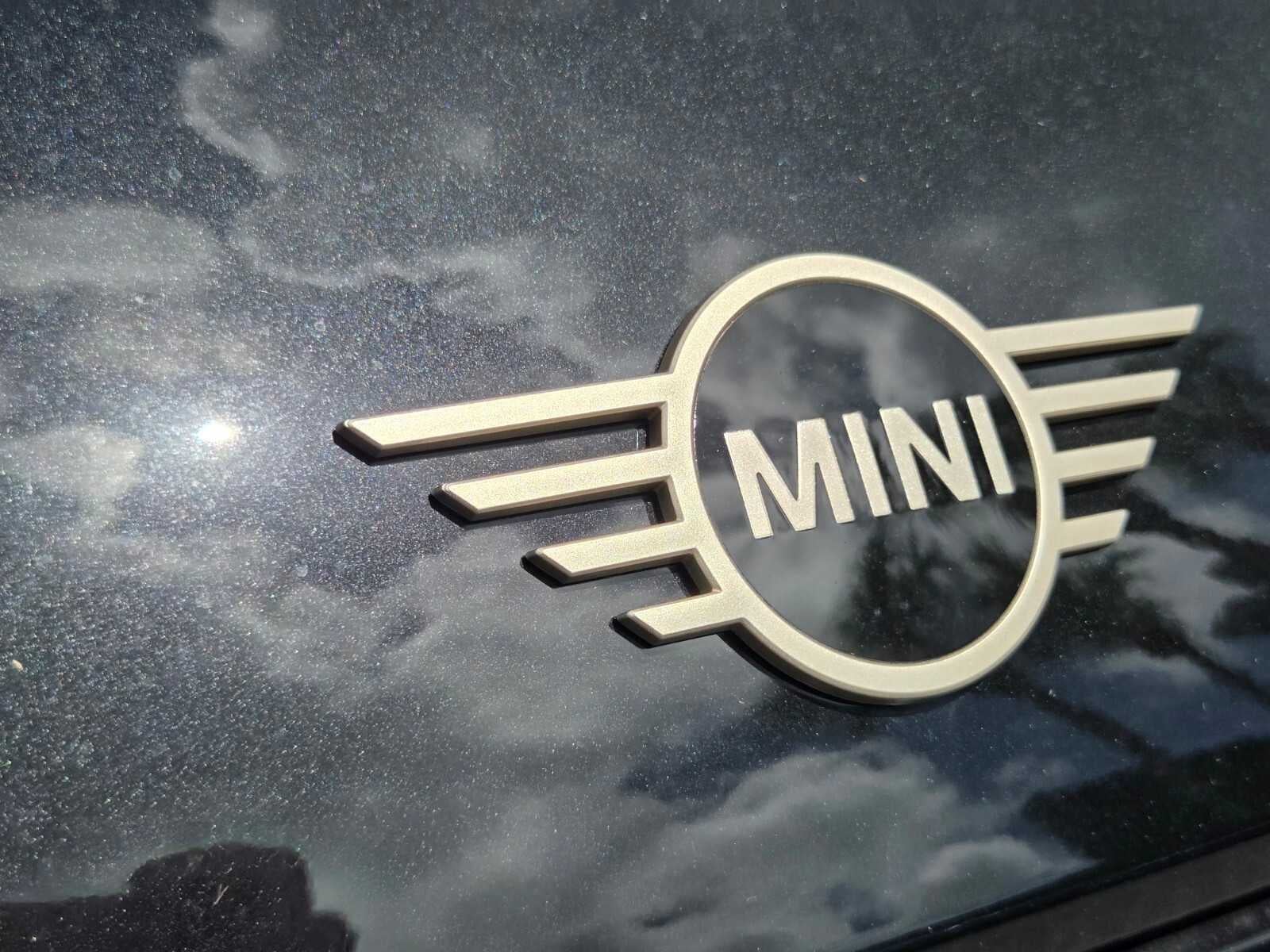 2026 MINI 4 DOOR SIGNATURE PLUS