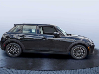 2026 MINI 4 DOOR SIGNATURE PLUS