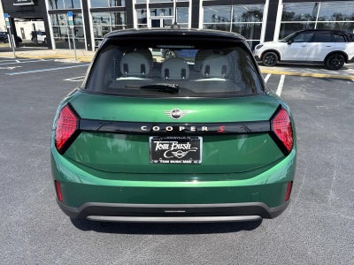 2026 MINI 4 DOOR ICONIC