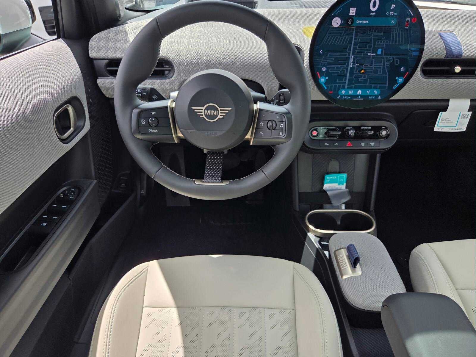 2026 MINI 4 DOOR SIGNATURE PLUS