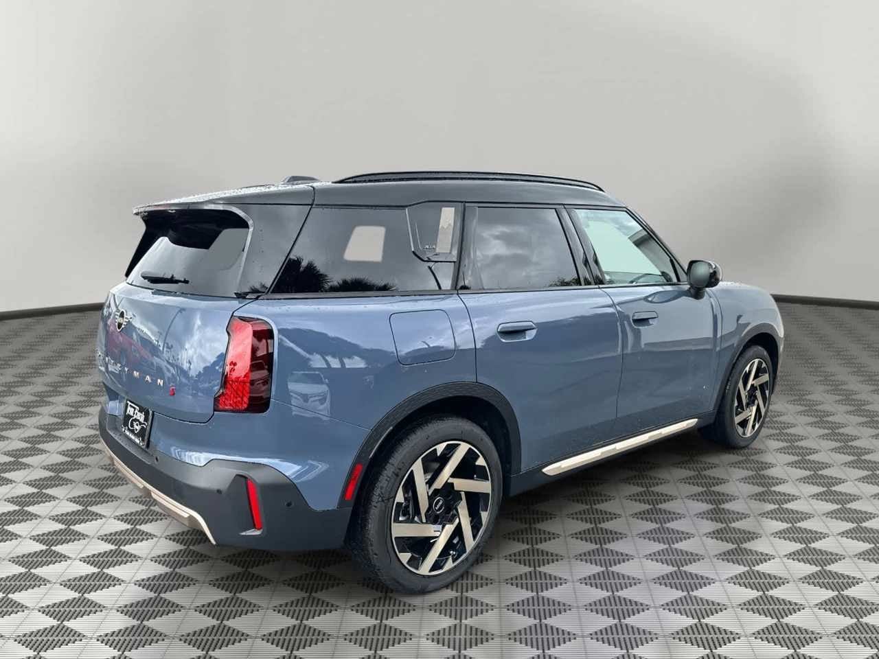 2026 MINI COUNTRYMAN ICONIC