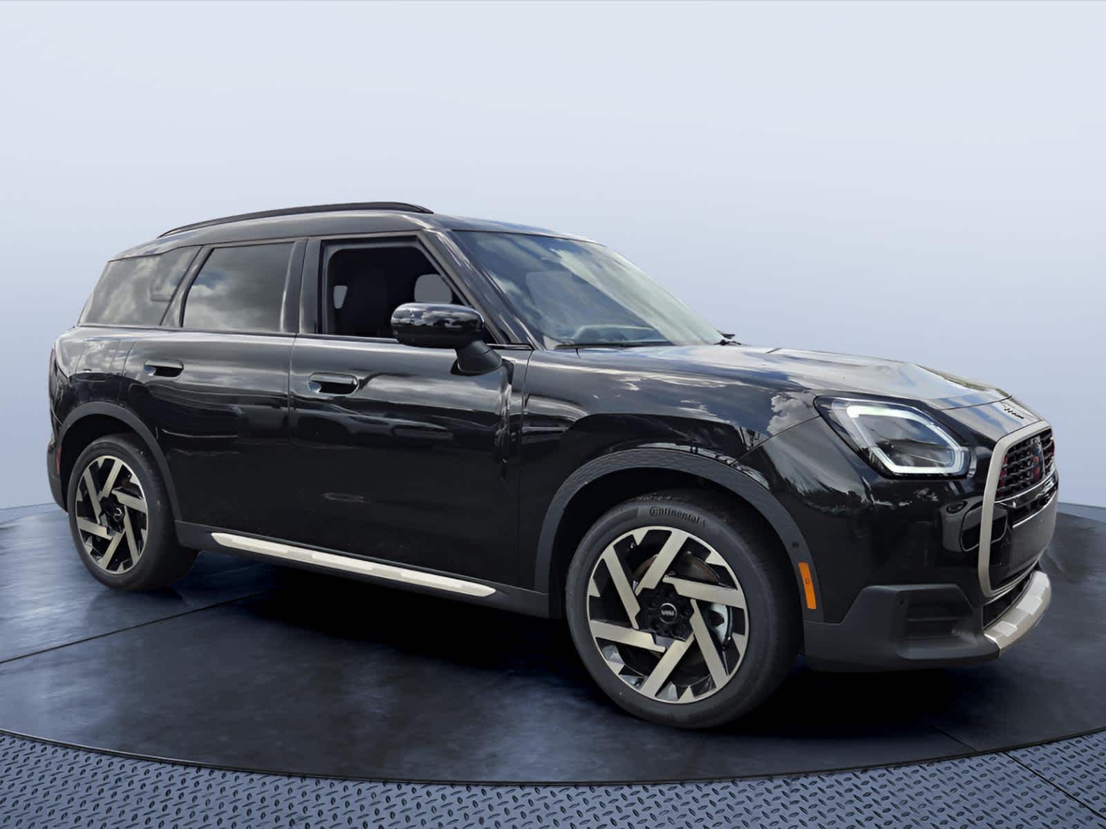 2027 MINI COUNTRYMAN ICONIC
