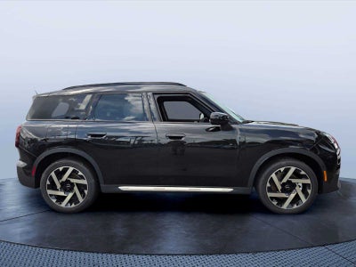 2027 MINI COUNTRYMAN ICONIC