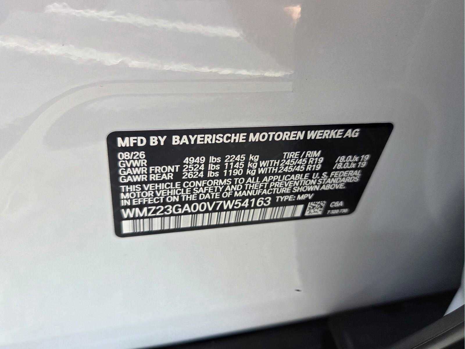 2027 MINI COUNTRYMAN ICONIC