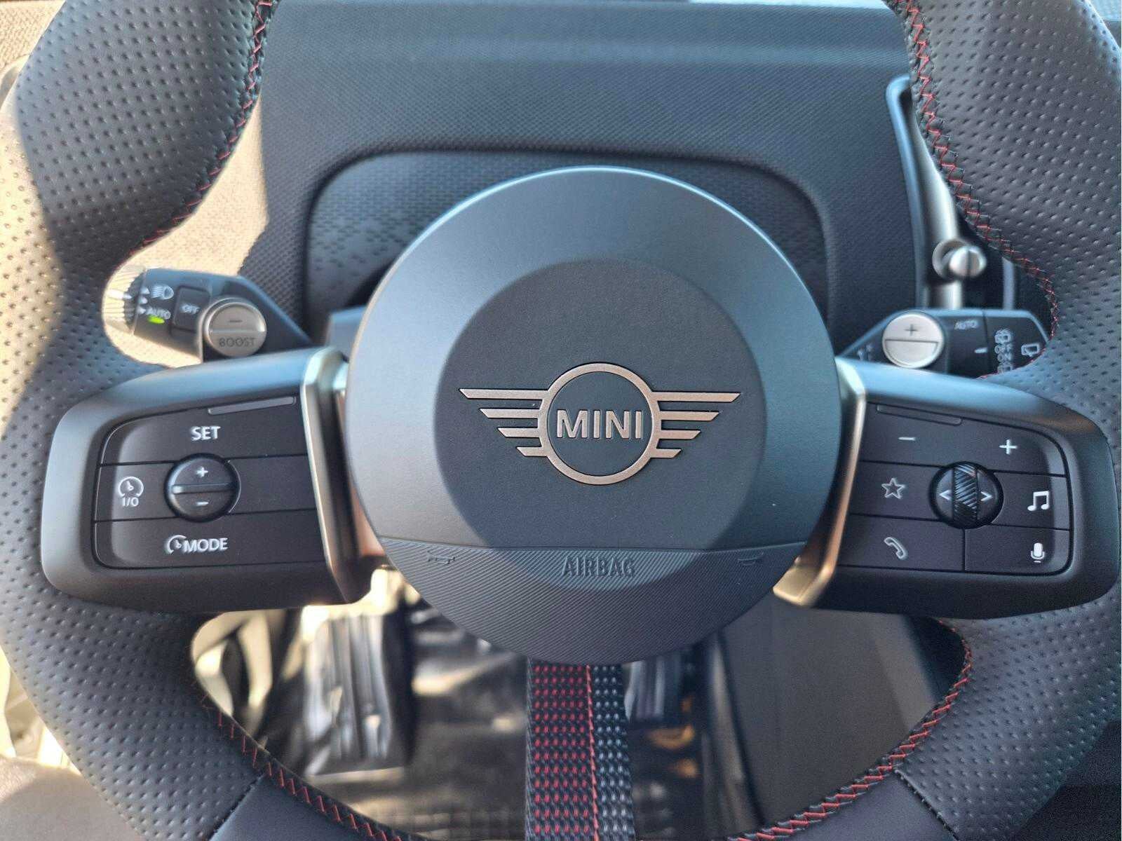 2027 MINI COUNTRYMAN ICONIC