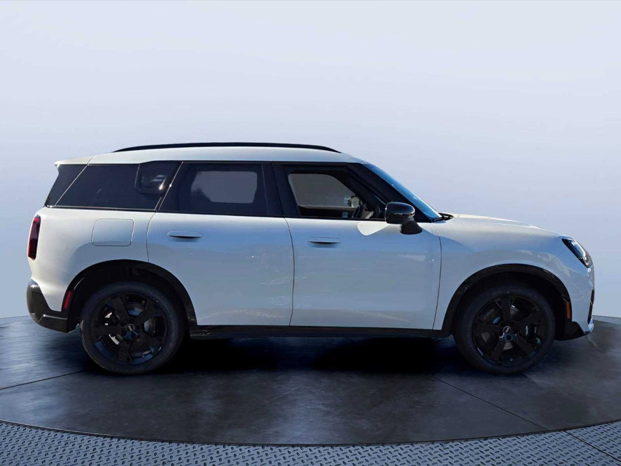 2027 MINI COUNTRYMAN ICONIC