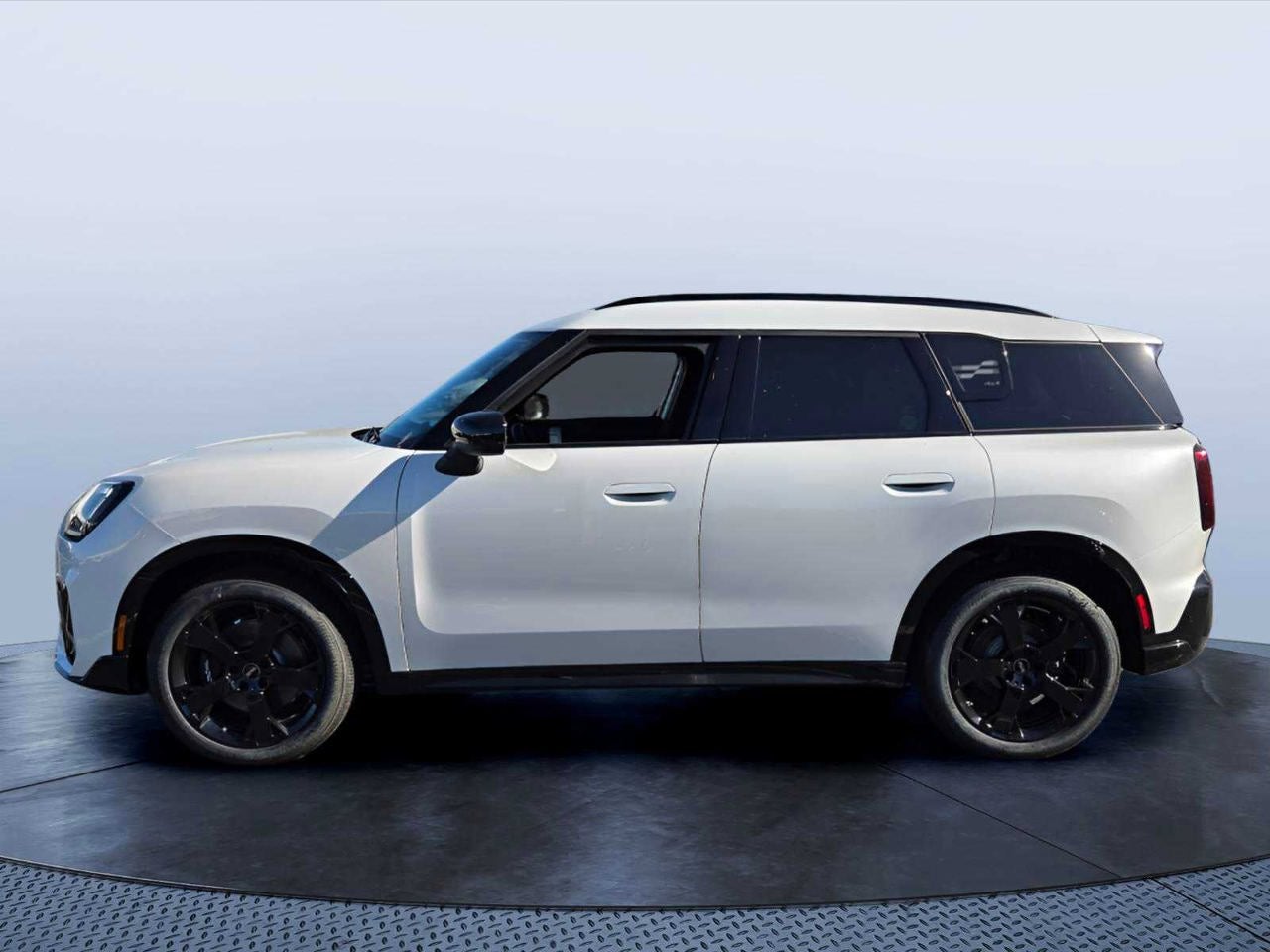 2027 MINI COUNTRYMAN ICONIC