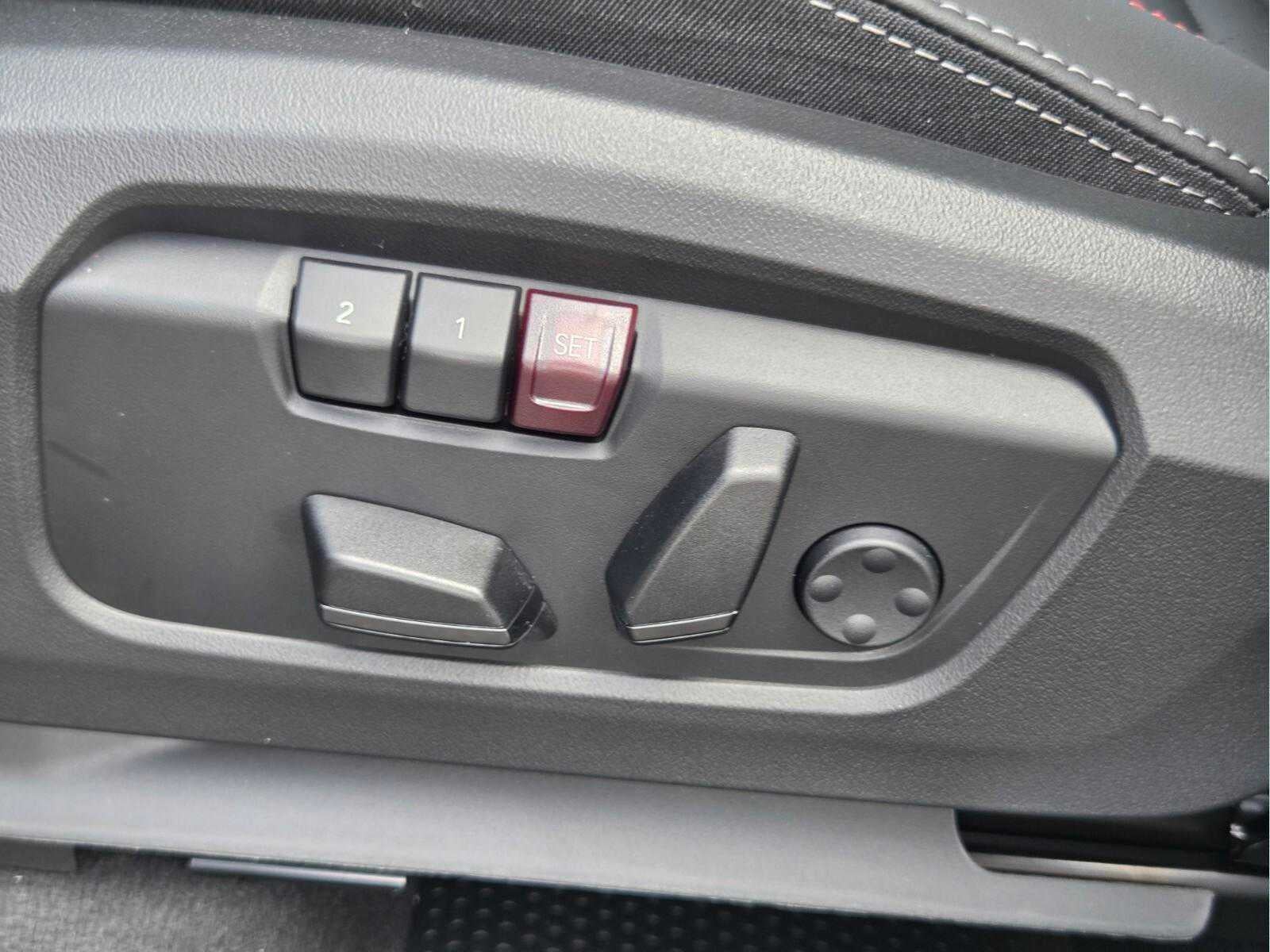 2027 MINI COUNTRYMAN ICONIC