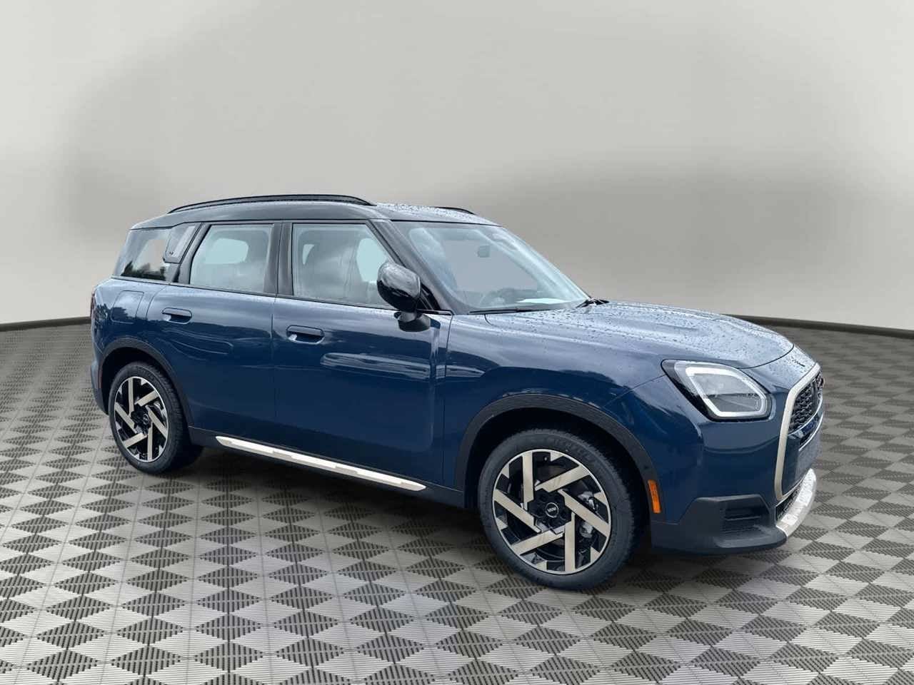 2026 MINI COUNTRYMAN SIGNATURE PLUS
