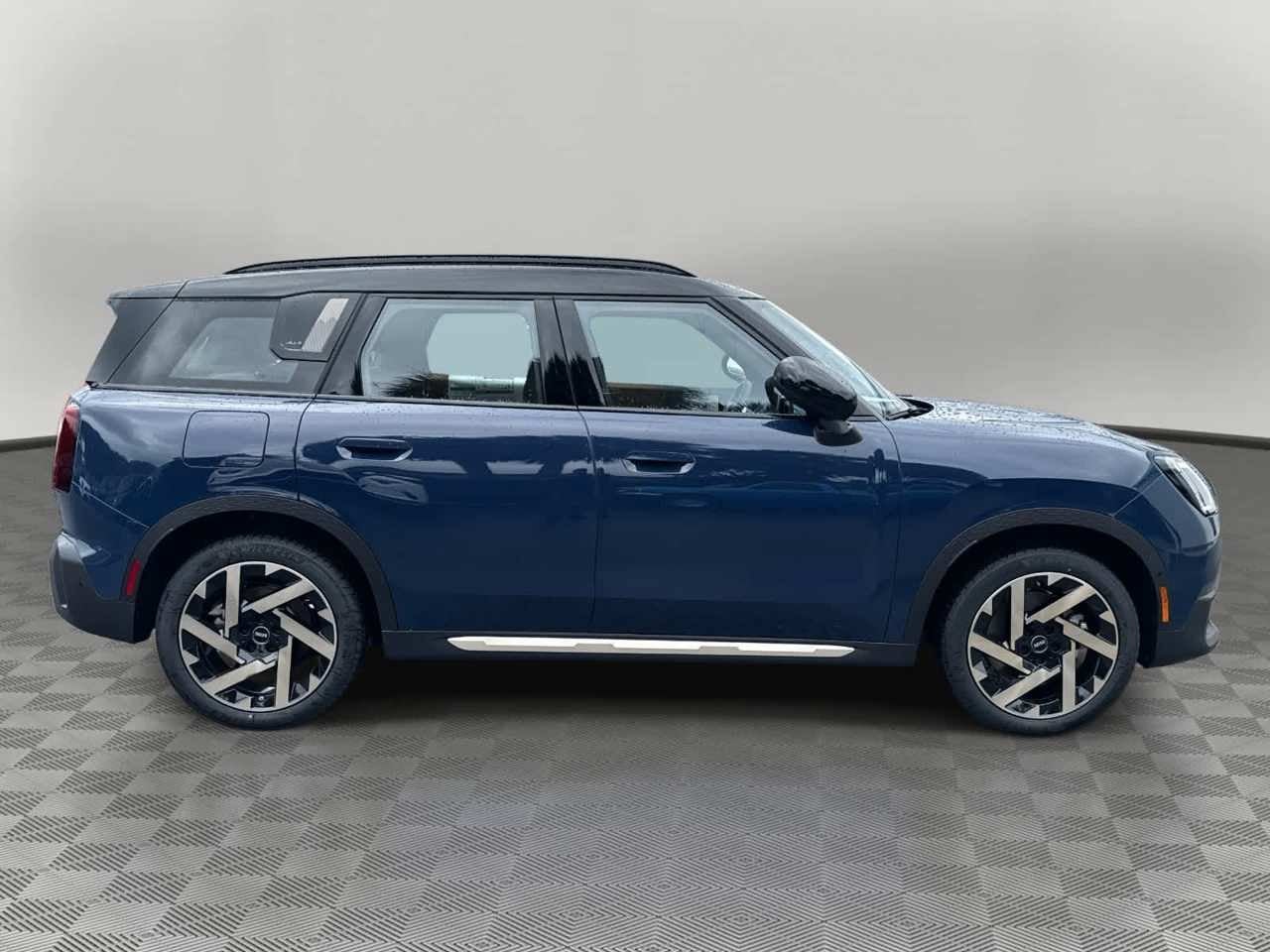 2026 MINI COUNTRYMAN SIGNATURE PLUS