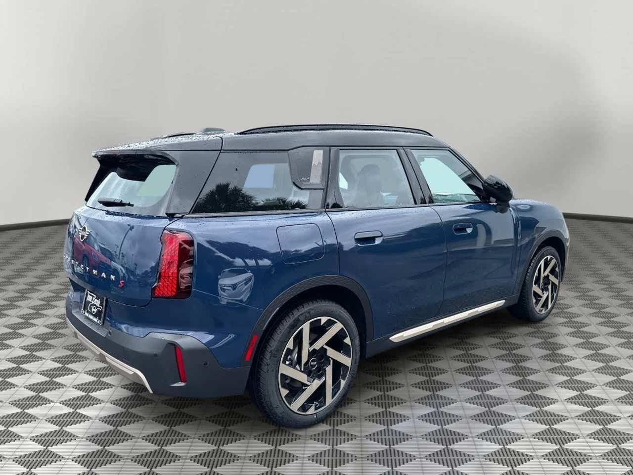2026 MINI COUNTRYMAN SIGNATURE PLUS