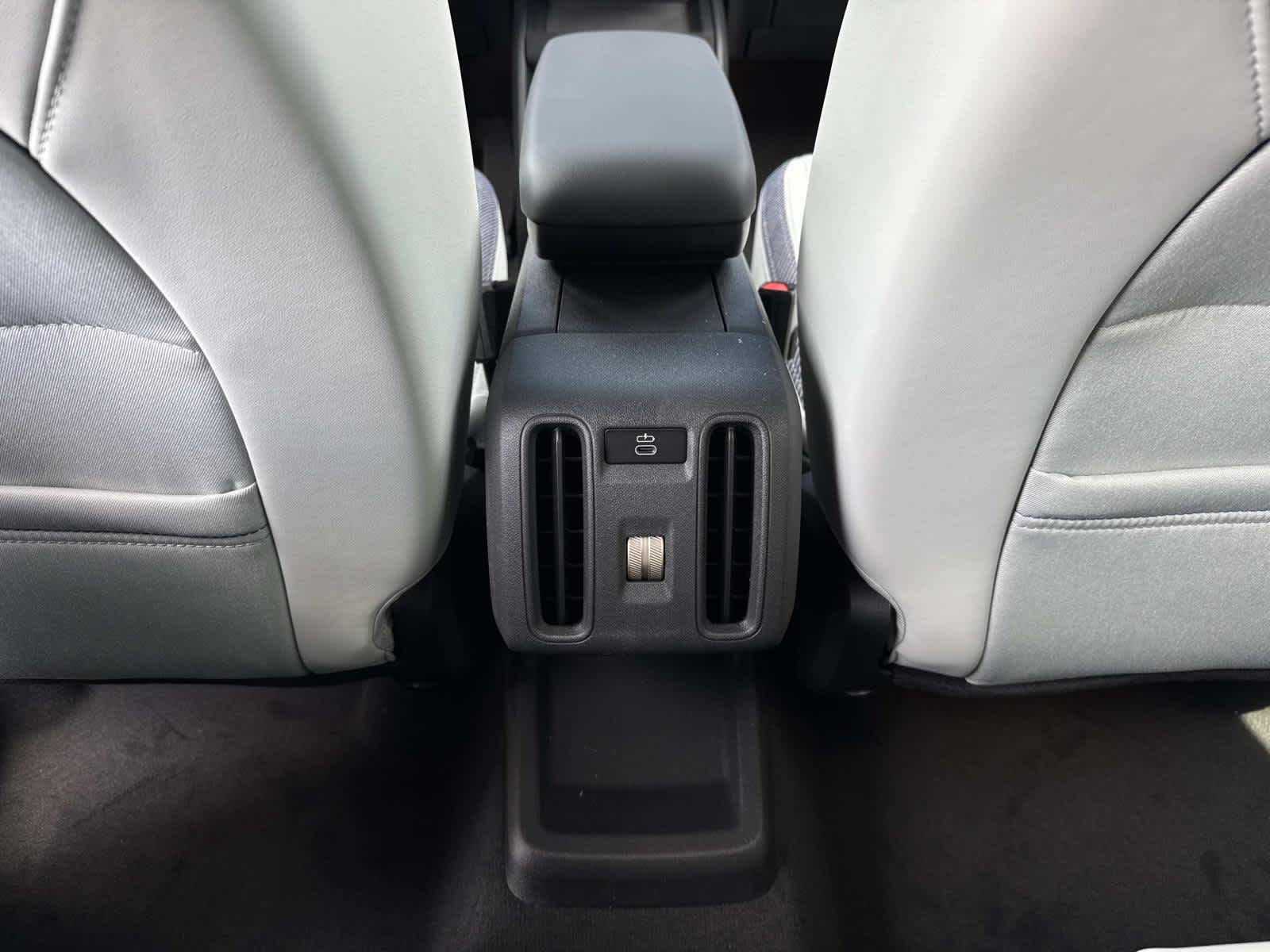 2026 MINI COUNTRYMAN OXFORD EDITION