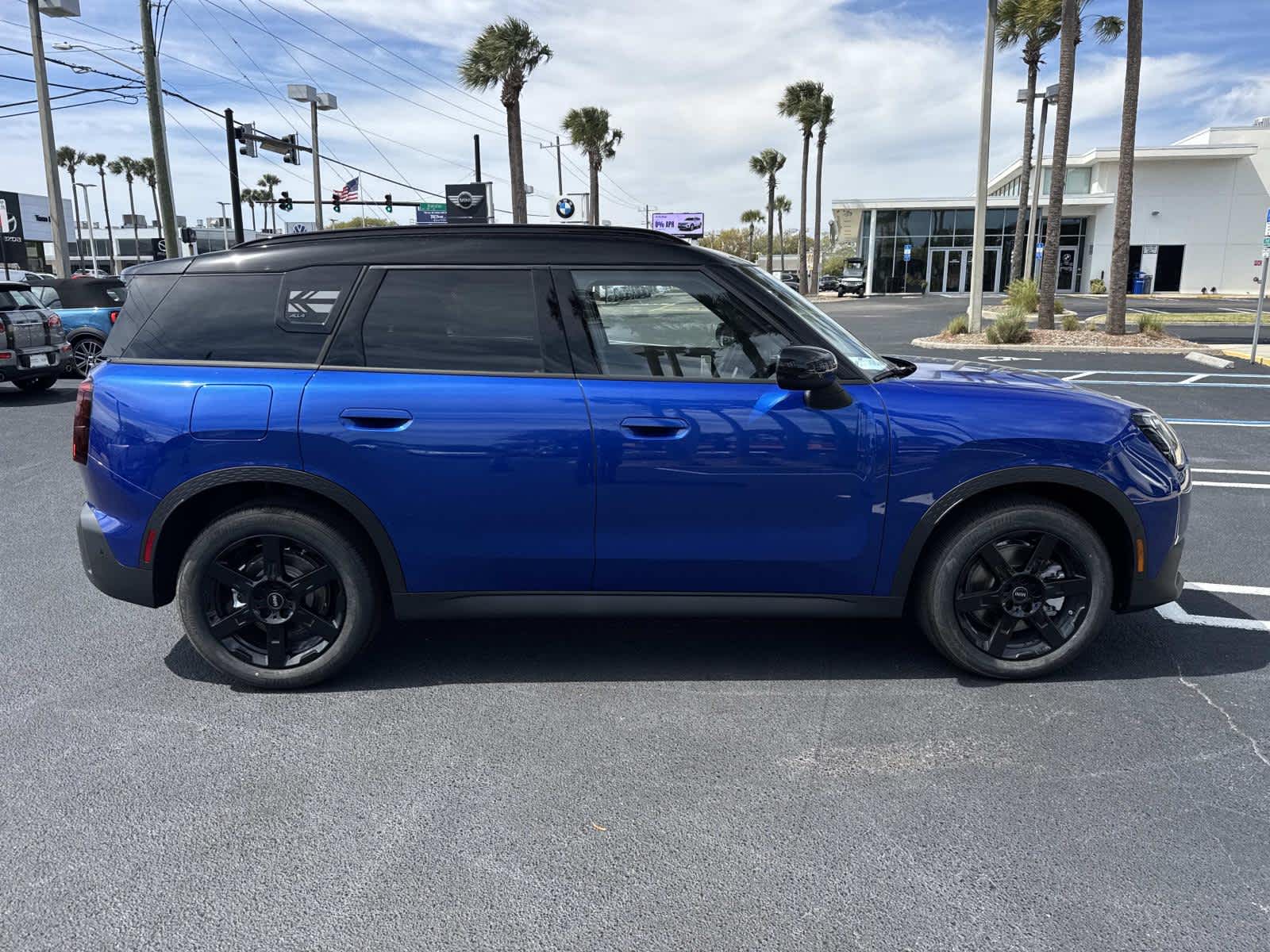 2026 MINI COUNTRYMAN OXFORD EDITION