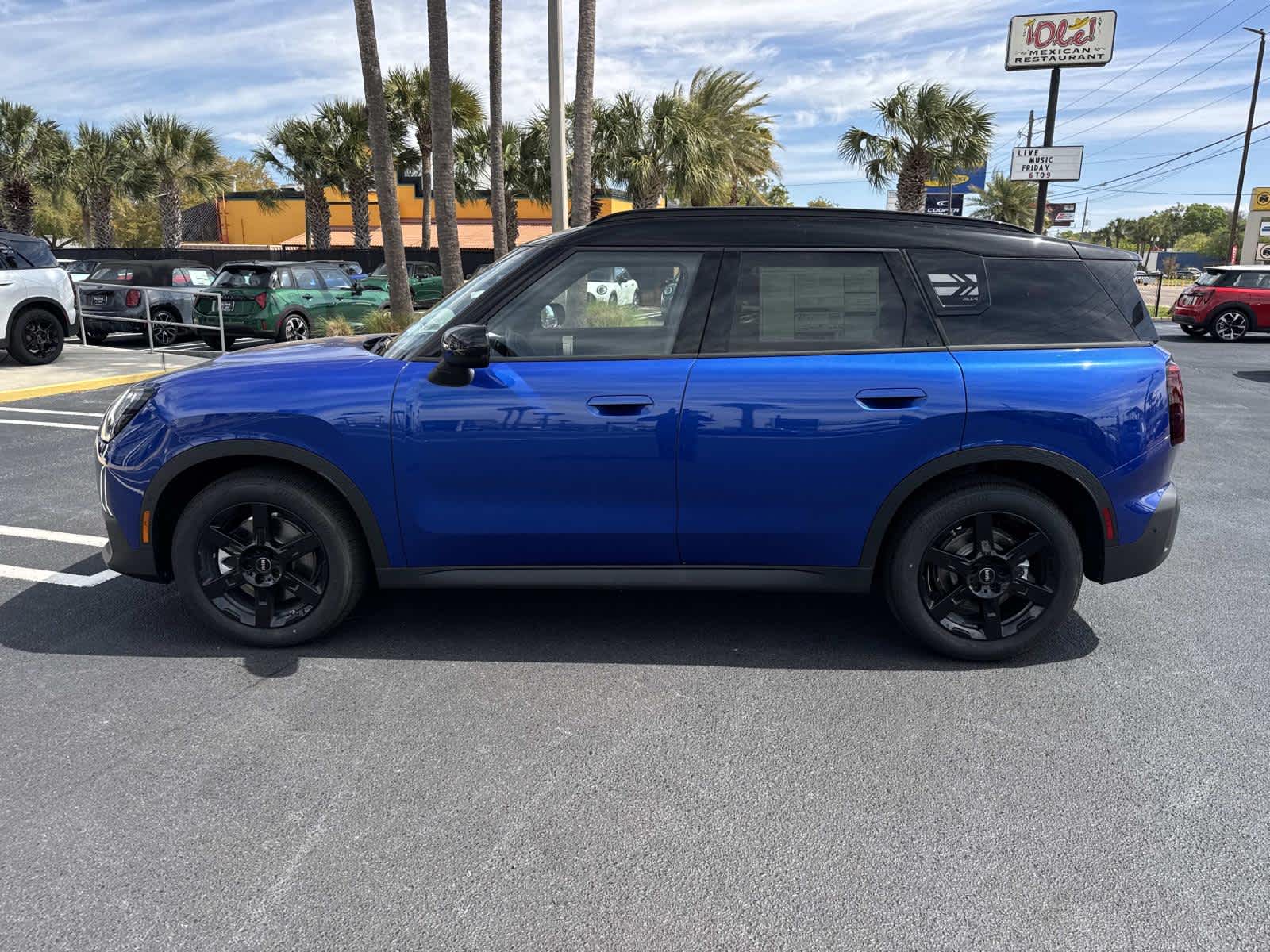 2026 MINI COUNTRYMAN OXFORD EDITION