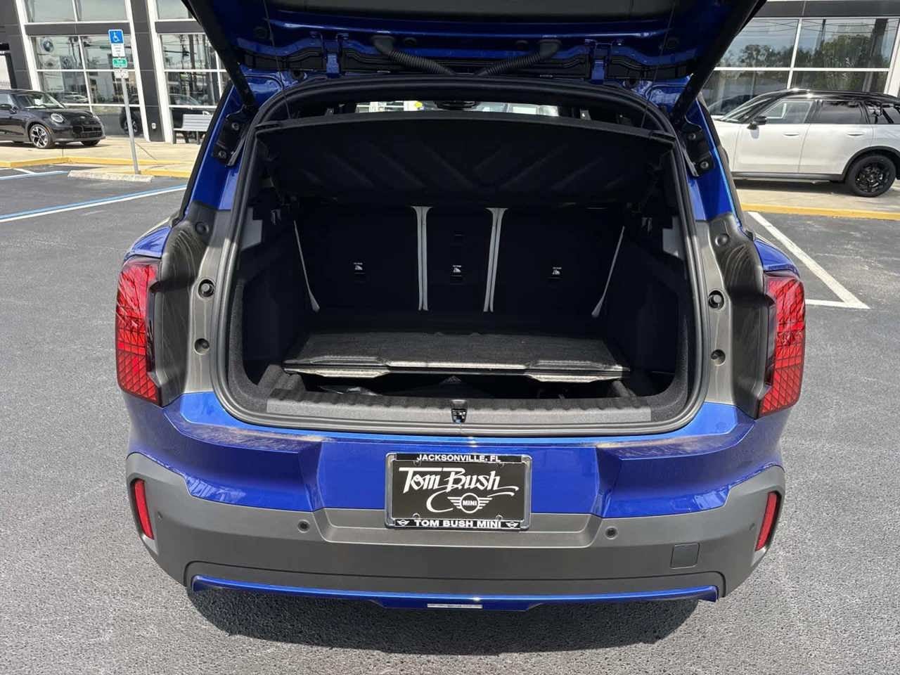 2026 MINI COUNTRYMAN OXFORD EDITION